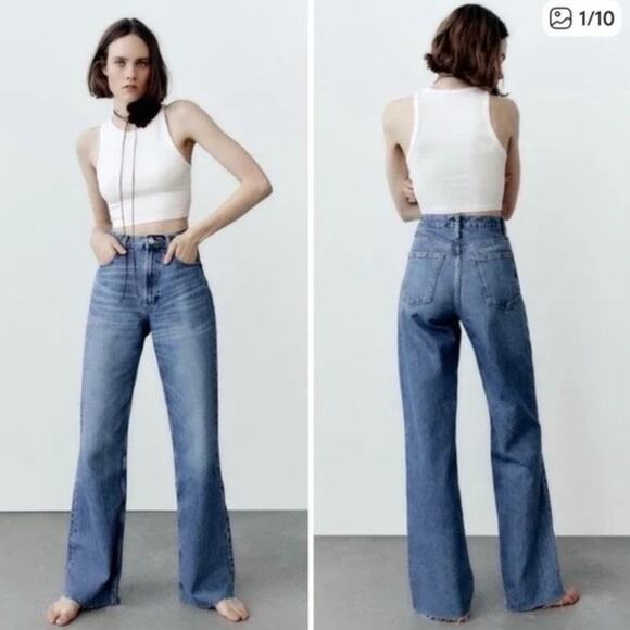 Zara Denim - Zara High Waist Flared Leg Jeans Medium Wash Blue Raw Hem Womens Size 2